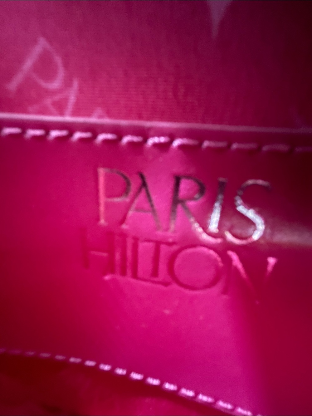 NWOT Paris Hilton Amour Rhinestone Heart Crossbody Bag Pink Y2K - Picture 2 of 6